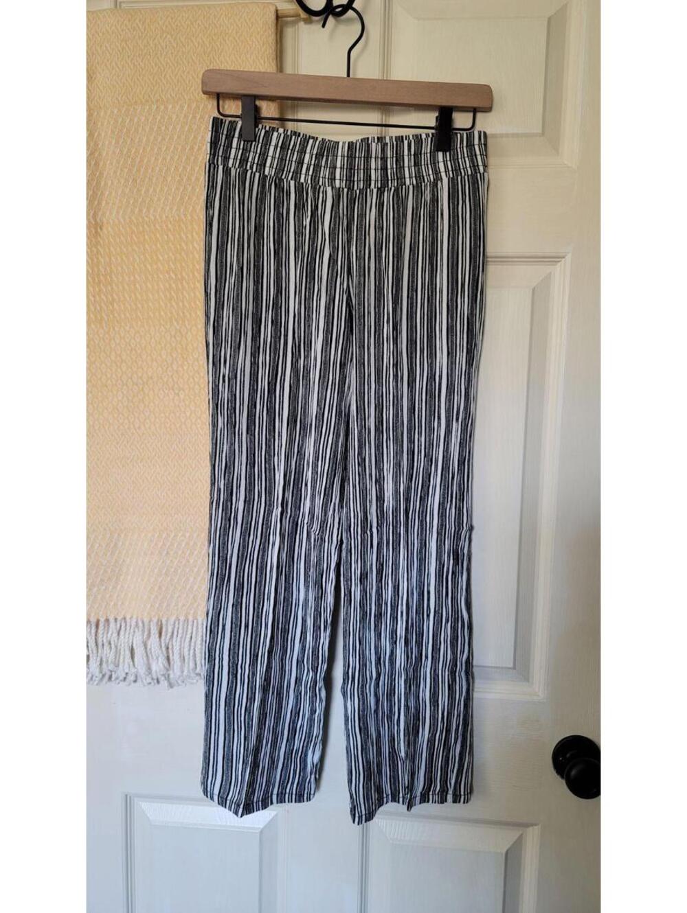 *NWOT Apt 9 gauze palazzo pants
